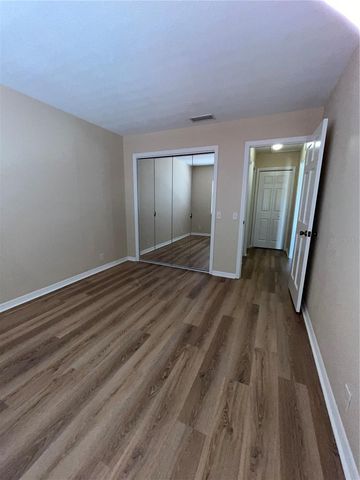 1052 MEDINAH DRIVE, Winter Haven, FL 33884