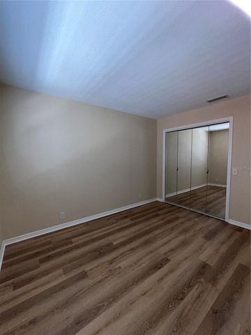 1052 MEDINAH DRIVE, Winter Haven, FL 33884