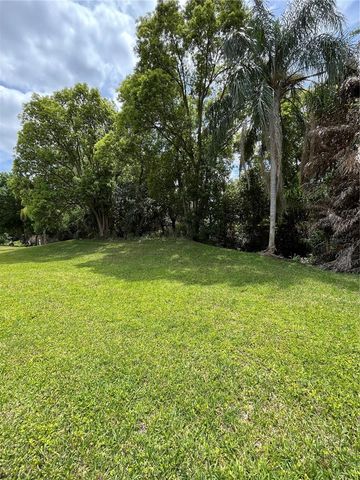 1052 MEDINAH DRIVE, Winter Haven, FL 33884