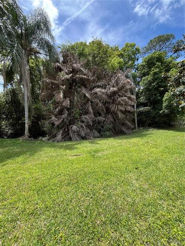 1052 MEDINAH DRIVE, Winter Haven, FL 33884