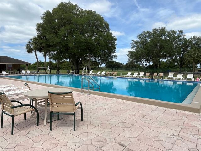 1052 MEDINAH DRIVE, Winter Haven, FL 33884