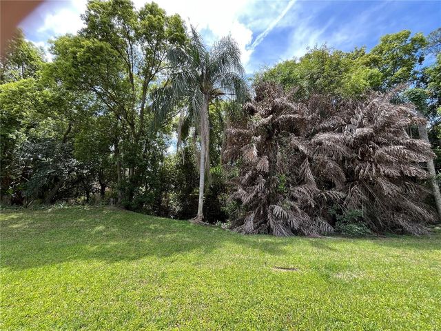 1052 MEDINAH DRIVE, Winter Haven, FL 33884