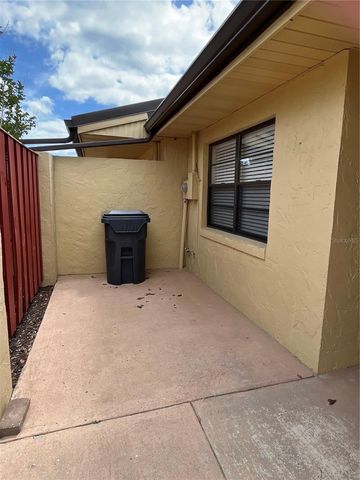 1052 MEDINAH DRIVE, Winter Haven, FL 33884