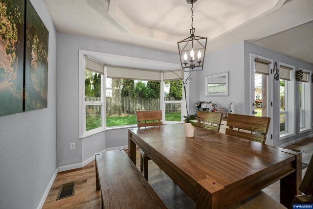 1545 SW Hilary St, Mcminnville, OR 97128