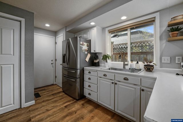 1545 SW Hilary St, Mcminnville, OR 97128