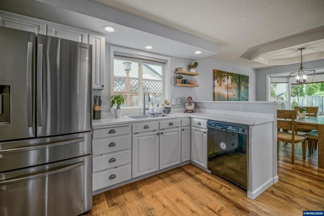 1545 SW Hilary St, Mcminnville, OR 97128