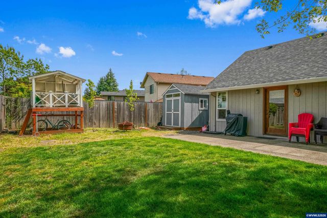 1545 SW Hilary St, Mcminnville, OR 97128