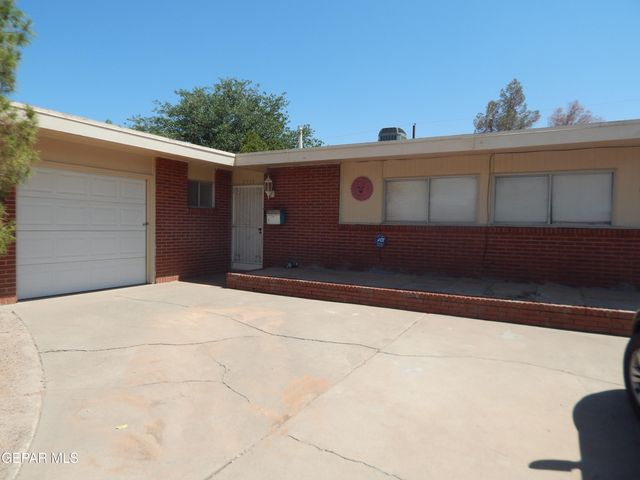 5325 Fairbanks Drive, El Paso, TX 79924