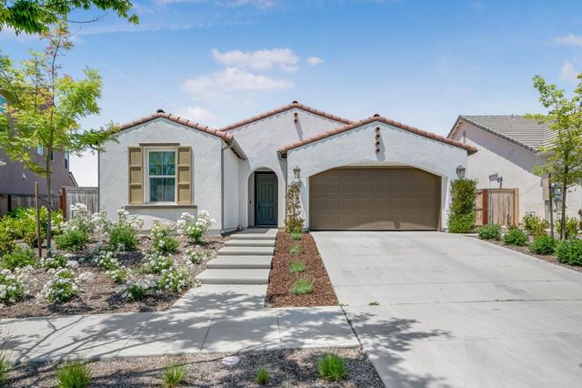 4494 Little Canyon Drive, Madera, CA 93636