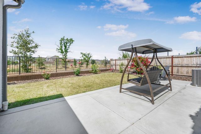 4494 Little Canyon Drive, Madera, CA 93636