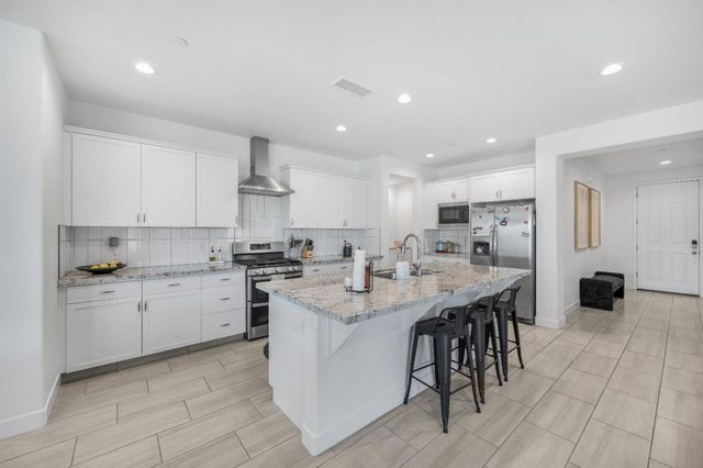 4494 Little Canyon Drive, Madera, CA 93636