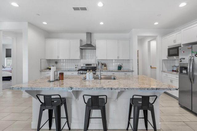 4494 Little Canyon Drive, Madera, CA 93636