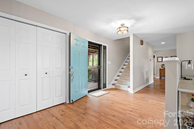 3469 Lake Shore Road S, Denver, NC 28037