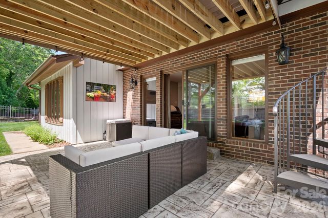 3469 Lake Shore Road S, Denver, NC 28037