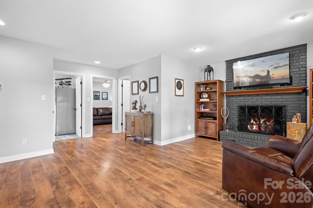 3469 Lake Shore Road S, Denver, NC 28037