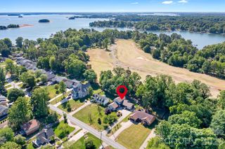 3469 Lake Shore Road S, Denver, NC 28037