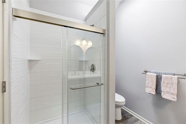 9033 NE 103rd Street, Kansas City, MO 64157