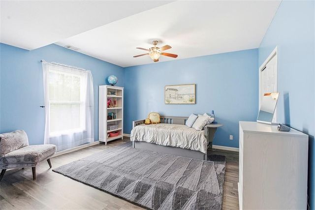 9033 NE 103rd Street, Kansas City, MO 64157