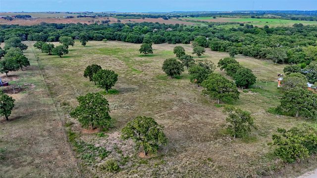 5775 Old Vashti Road, Bowie, TX 76230