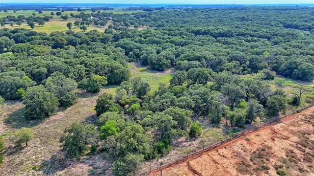 5775 Old Vashti Road, Bowie, TX 76230