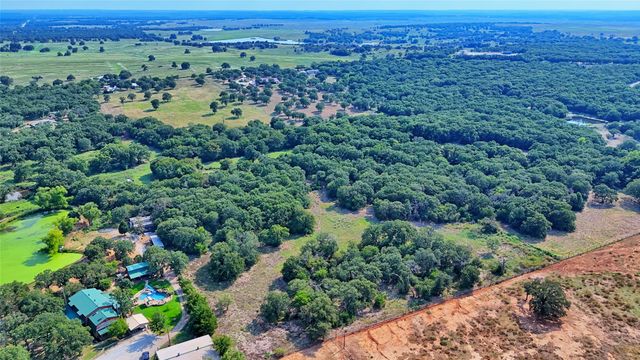 5775 Old Vashti Road, Bowie, TX 76230