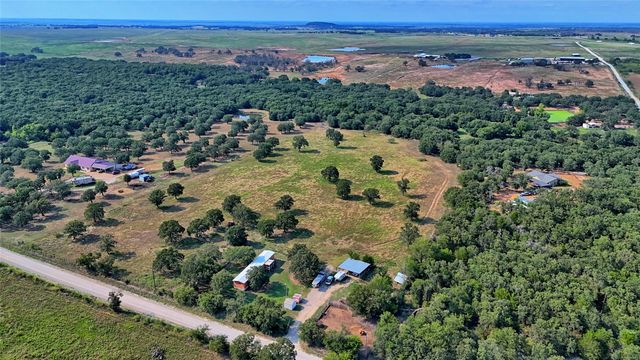 5775 Old Vashti Road, Bowie, TX 76230