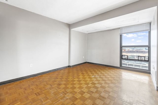 566 Commonwealth 1207, Boston, MA 02215