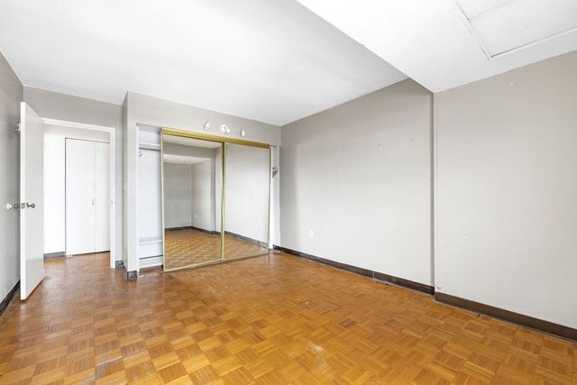 566 Commonwealth 1207, Boston, MA 02215