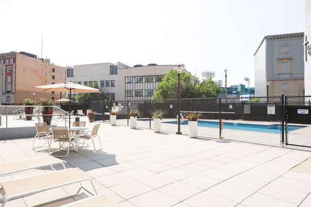 566 Commonwealth 1207, Boston, MA 02215