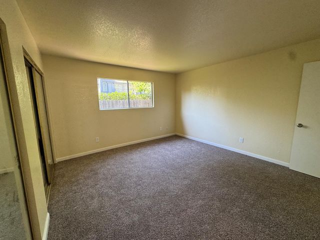 8517-8521 Portola Ct, Stockton, CA 95209