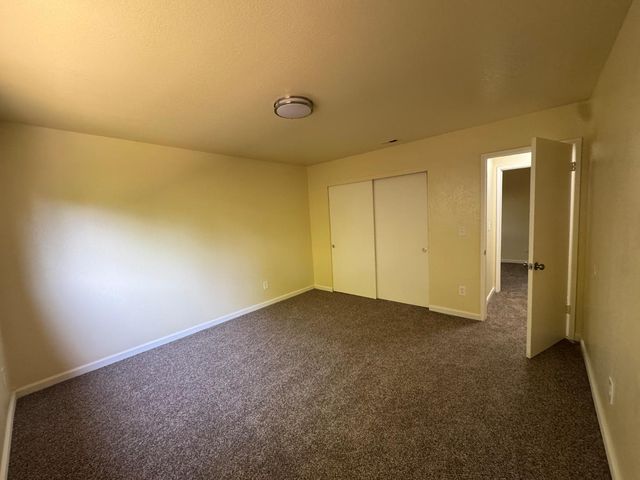 8517-8521 Portola Ct, Stockton, CA 95209