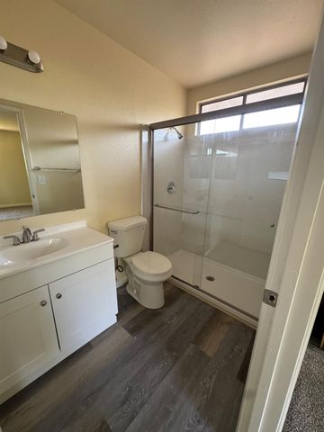 8517-8521 Portola Ct, Stockton, CA 95209