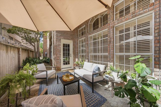 1308 Whispering Pines Drive, Houston, TX 77055