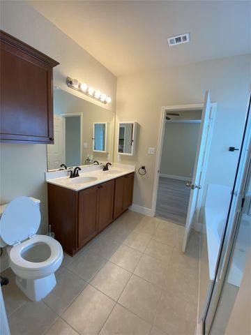 8600 Wood Stork DR 373, Austin, TX 78729