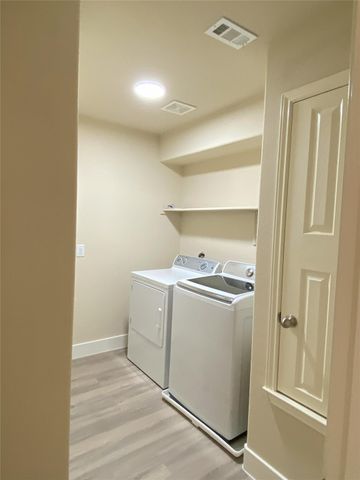 8600 Wood Stork DR 373, Austin, TX 78729