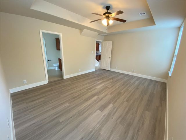 8600 Wood Stork DR 373, Austin, TX 78729