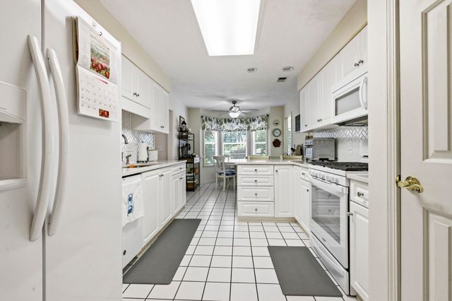 474 Deer Watch Circle, Longs, SC 29568