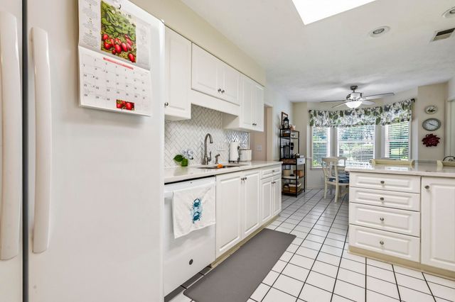 474 Deer Watch Circle, Longs, SC 29568
