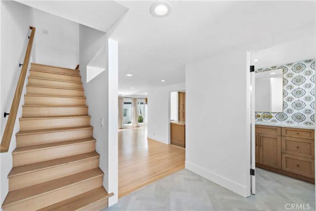 456 Orion Way, Newport Beach, CA 92663