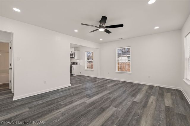 2101 N 30th Street, Fort Smith, AR 72904