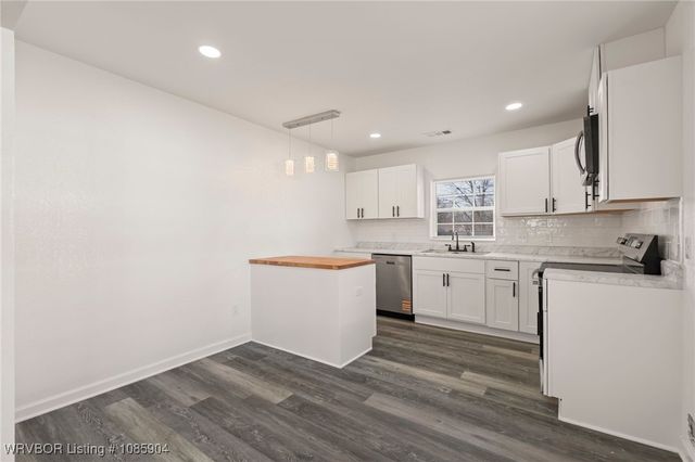 2101 N 30th Street, Fort Smith, AR 72904