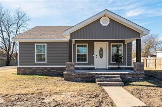 2101 N 30th Street, Fort Smith, AR 72904