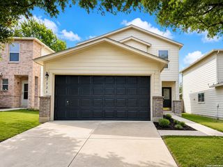 5526 Spring Walk, San Antonio, TX 78247