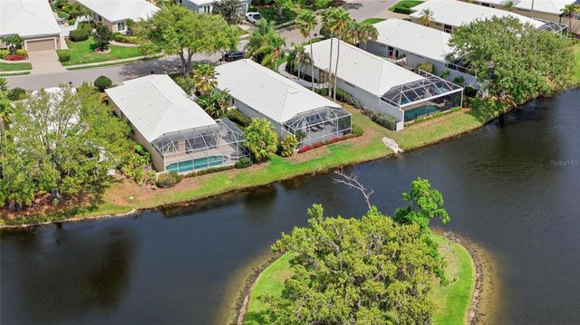 8722 52ND DRIVE E, Bradenton, FL 34211