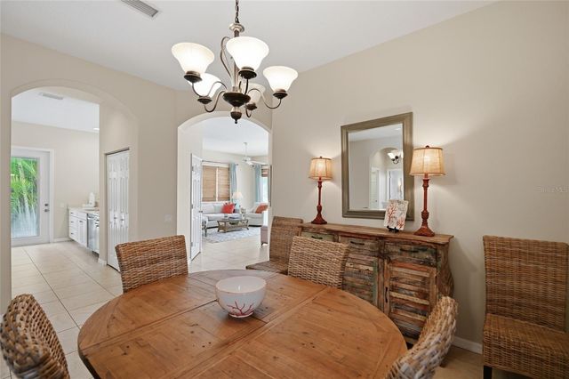 8722 52ND DRIVE E, Bradenton, FL 34211