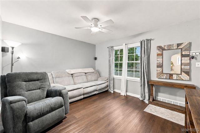 3635 Sherwood Avenue, Niagara Falls, NY 14301