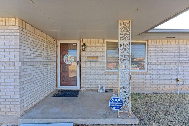 102 N Dillon Avenue, Moore, OK 73160