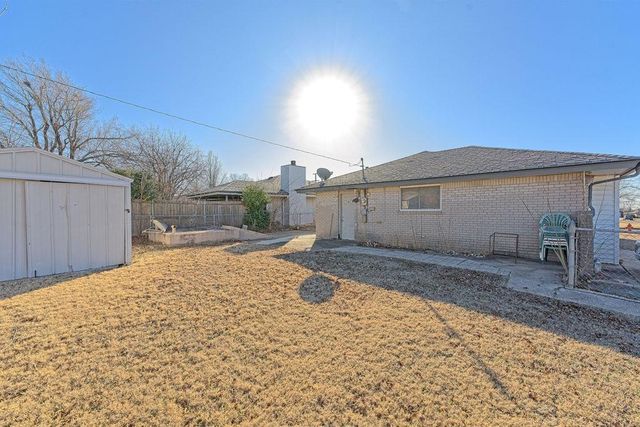 102 N Dillon Avenue, Moore, OK 73160