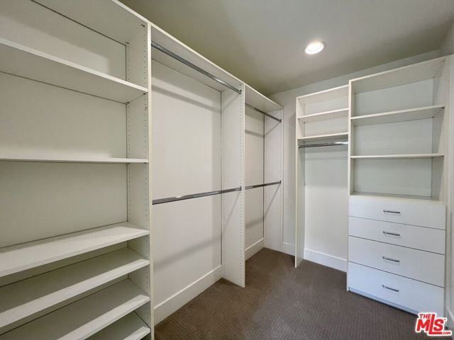 11715 W BELLAGIO Road 204, Los Angeles, CA 90049