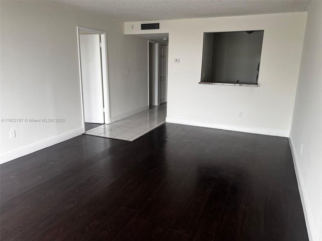 498 NW 165th St Rd D303, Miami, FL 33169